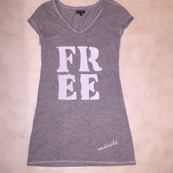 Free and Wild night gown - Picture 1 of 3